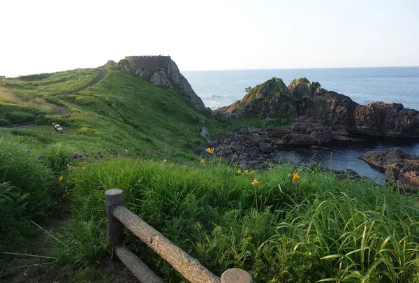 葦毛崎展望台
