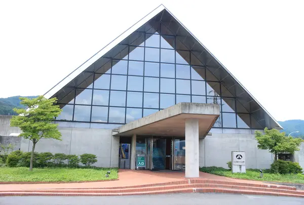 suwaガラスの里