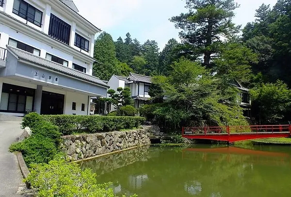 上山旅館