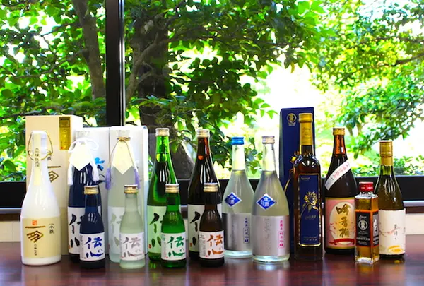 勝山酒舗