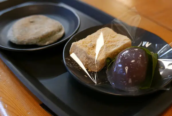 みろく石本舗 かさ國