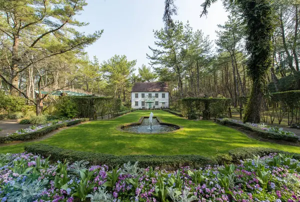 The British Garden/ 英国式庭園