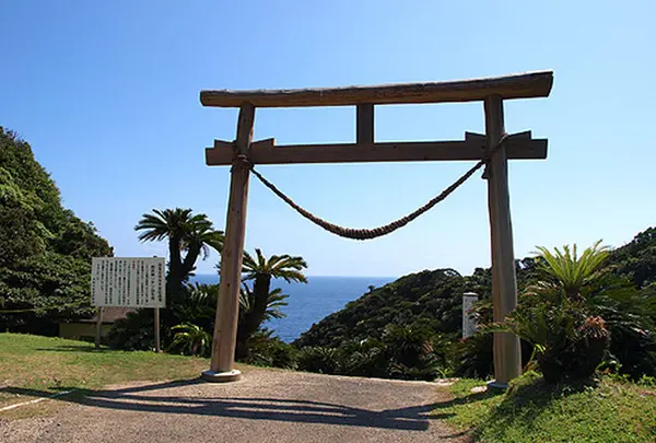 御崎神社