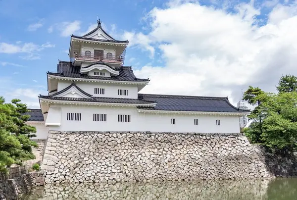 富山城址公園