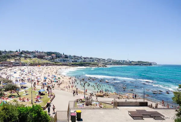 Bronte Beach