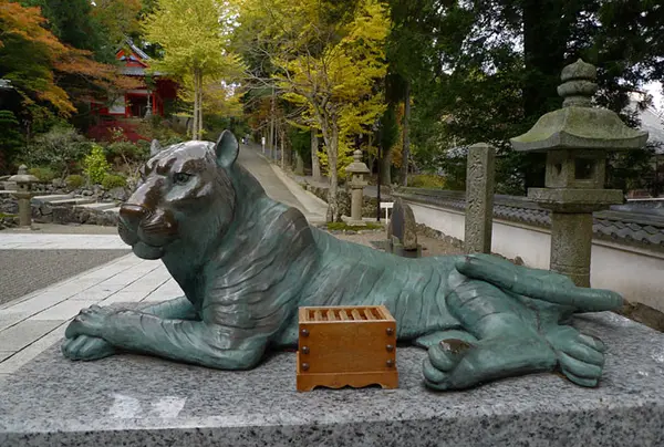 知恵の寅と…