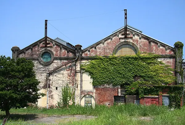 遠賀川水源地ポンプ室