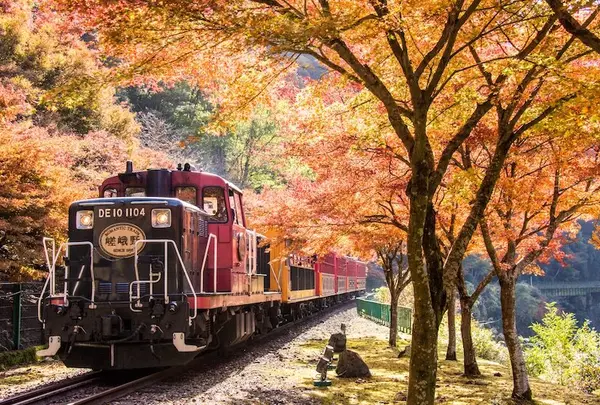 嵯峨野トロッコ列車
