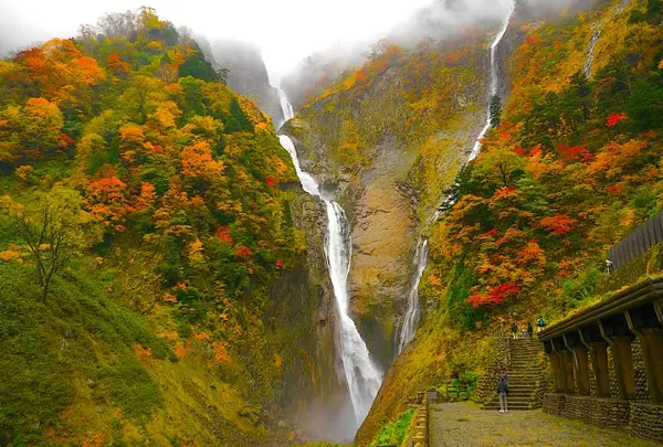 称名滝