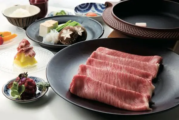 [丸の内]すき焼き 十二天