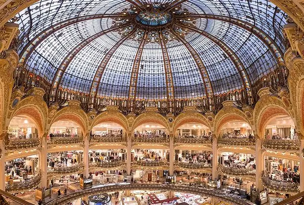 ギャラリー・ラファイエット・オスマン本店（Galeries Lafayette Haussmann）