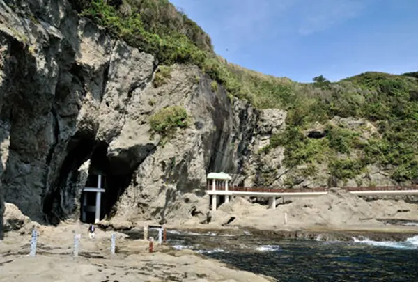 江の島岩屋