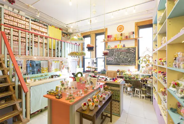 プリザーブドフラワーショップ・プンダミリア本店