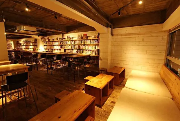 森の図書室