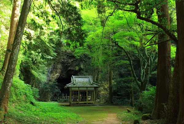 岩戸神社