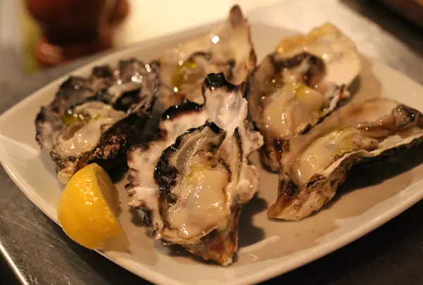 豊洲場外食堂 魚金