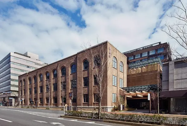 新風館
