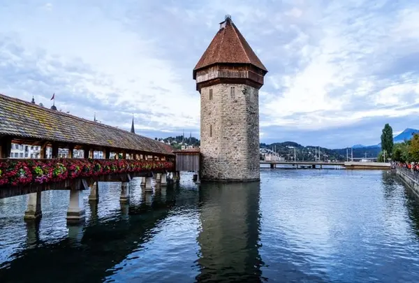 カペル橋（Kapellbrücke）