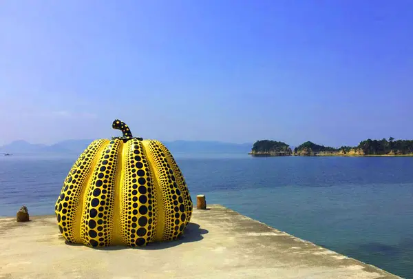 直島