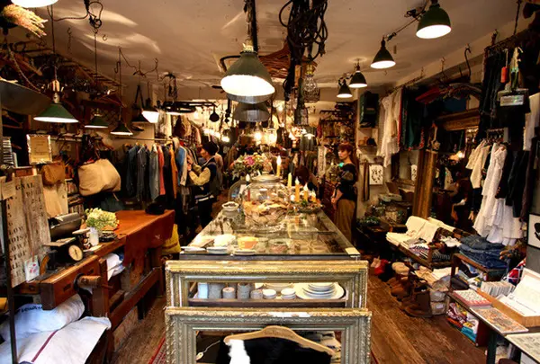 ジャンティーク（JANTIQUES）