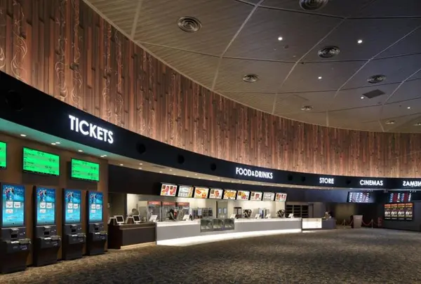 USシネマ つくば