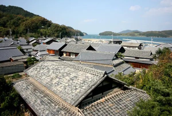 丸亀市塩飽本島町笠島（港町　香川）