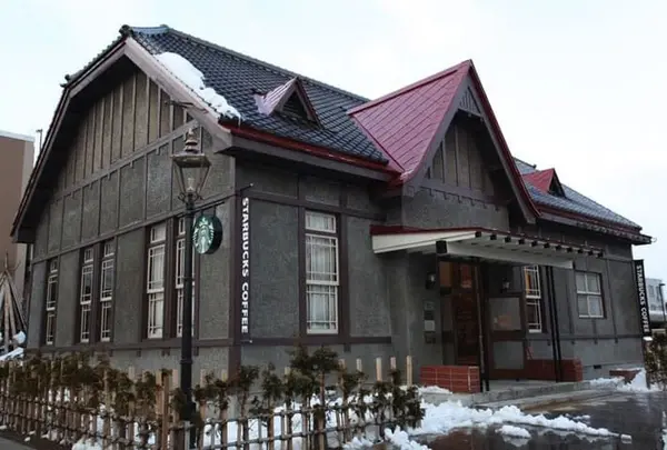 スターバックスコーヒー弘前公園前店