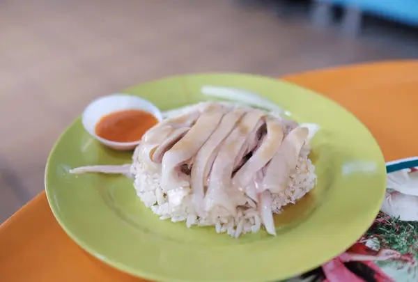 Tian Tian Hainanese Chicken Rice
