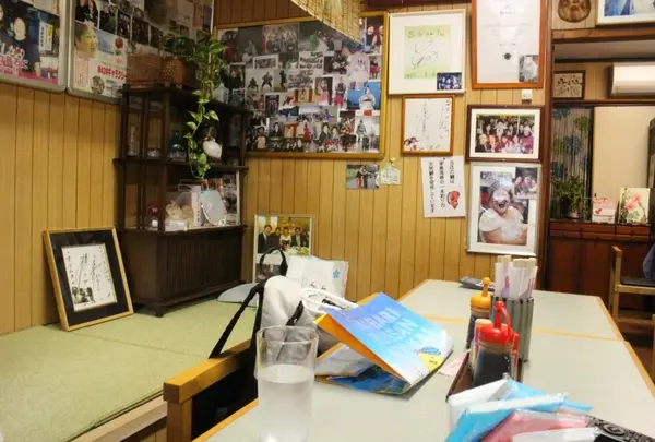 多くの芸能人・市長なども訪れるお店