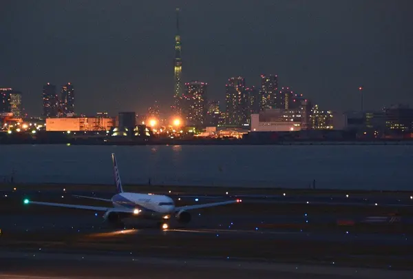 第２ターミナル展望デッキからの夜景