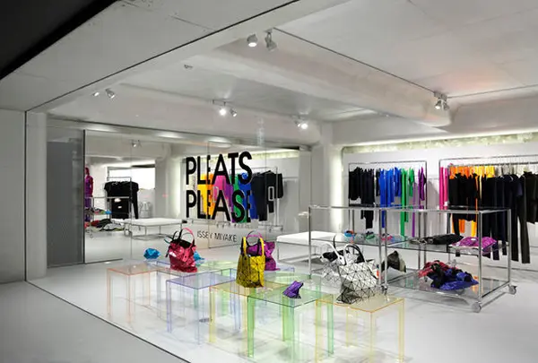 イッセイミヤケ （ISSEY MIYAKE） 青山店