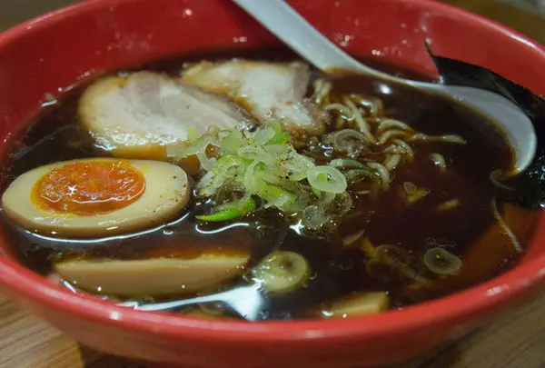 麺家いろは シック CiC店
