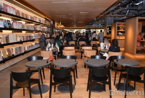 スターバックスコーヒー 銀座 蔦屋書店