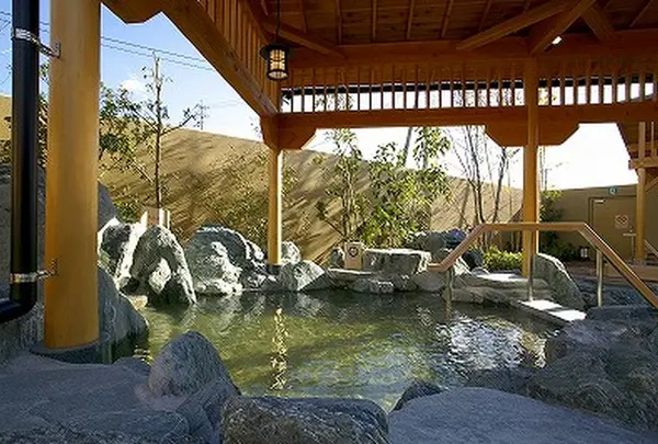 極楽湯津店