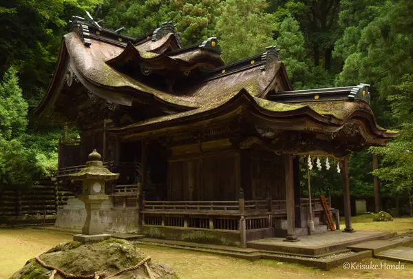 紙祖神岡太神社・大滝神社