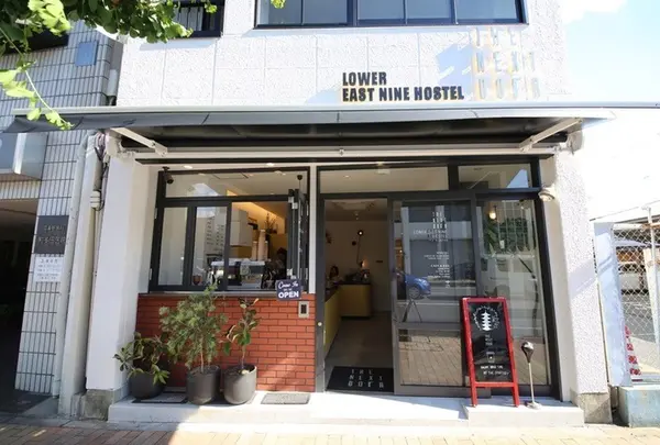 THE NEXT DOOR lower east nine hostel