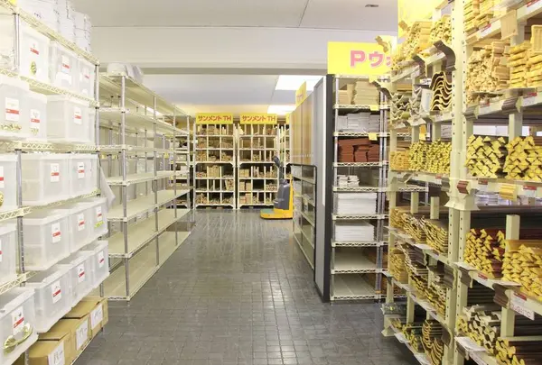 華飾市場（みはしグループショールーム）