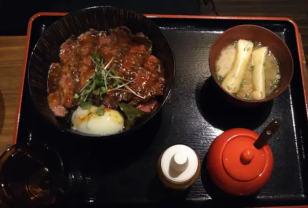 どんぶりざえもん
