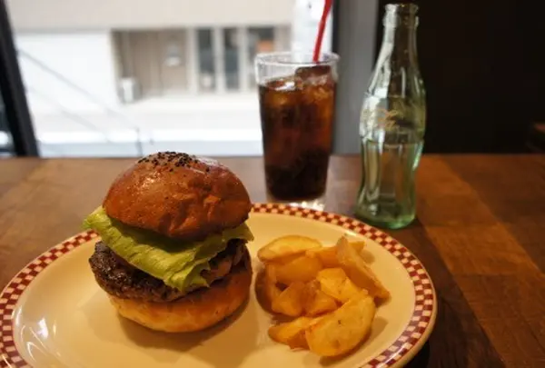 【港区】MUNCH'S BURGER SHACK