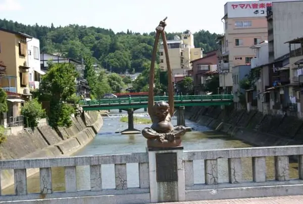 鍛冶橋
