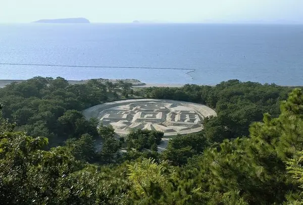 銭形砂絵