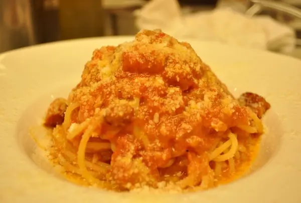 オステリア ラブラ(Osteria Labbra)