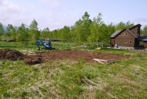 ニセコ秘密基地建設中