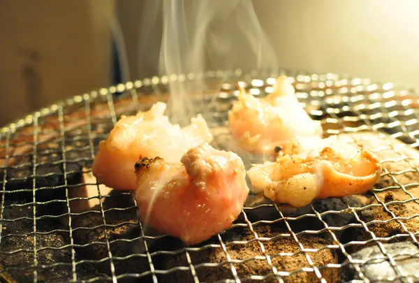 ホルモン焼肉　8 HACHI
