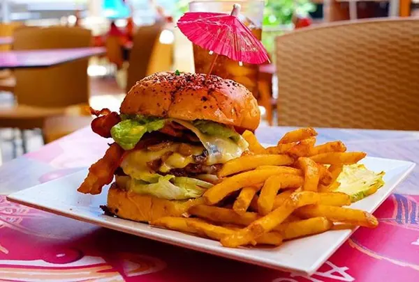 チーズバーガー イン パラダイス