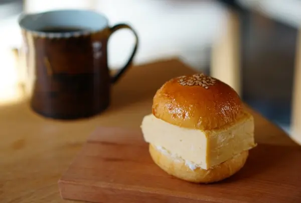 knot café