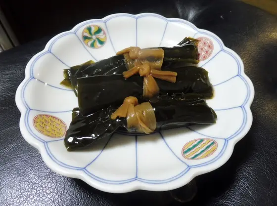 昆布巻きがおすすめです…！