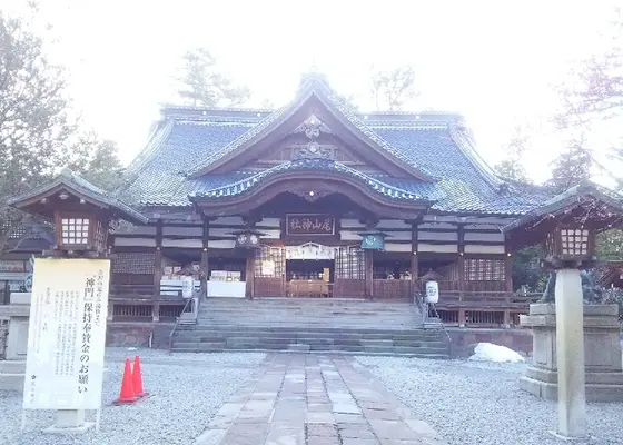 拝殿