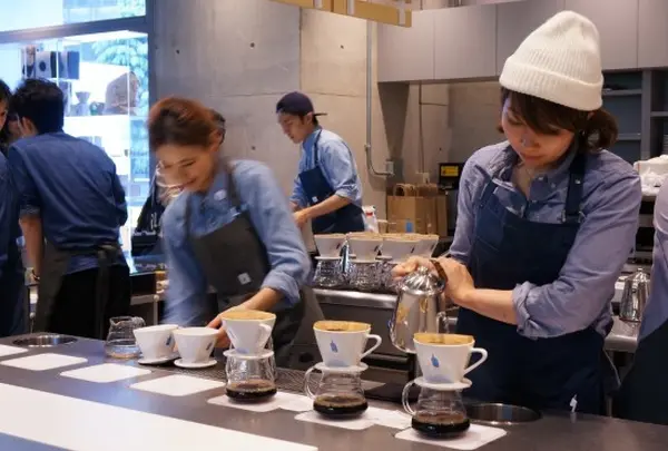 ブルーボトルコーヒー（Blue Bottle Coffee）青山店