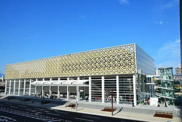 大分県立美術館 OPAM